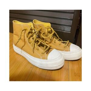 Mustard Canvas Platform Converse